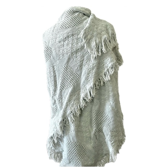 Shawl Throw Blanket vintage light sage green heart pattern - Picture 2 of 5